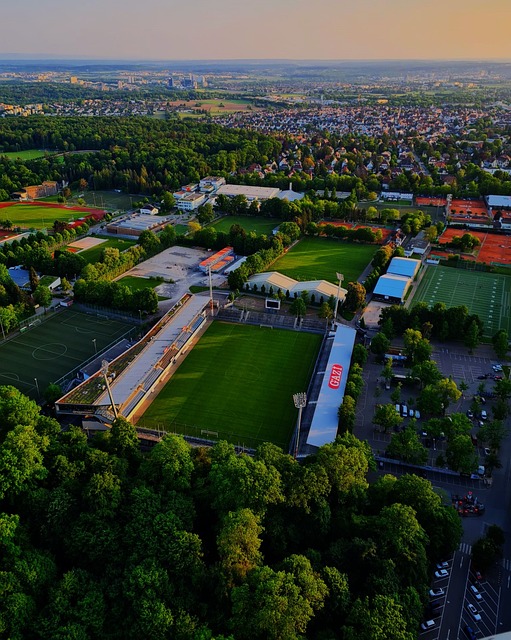 示了团队合 示了团队合